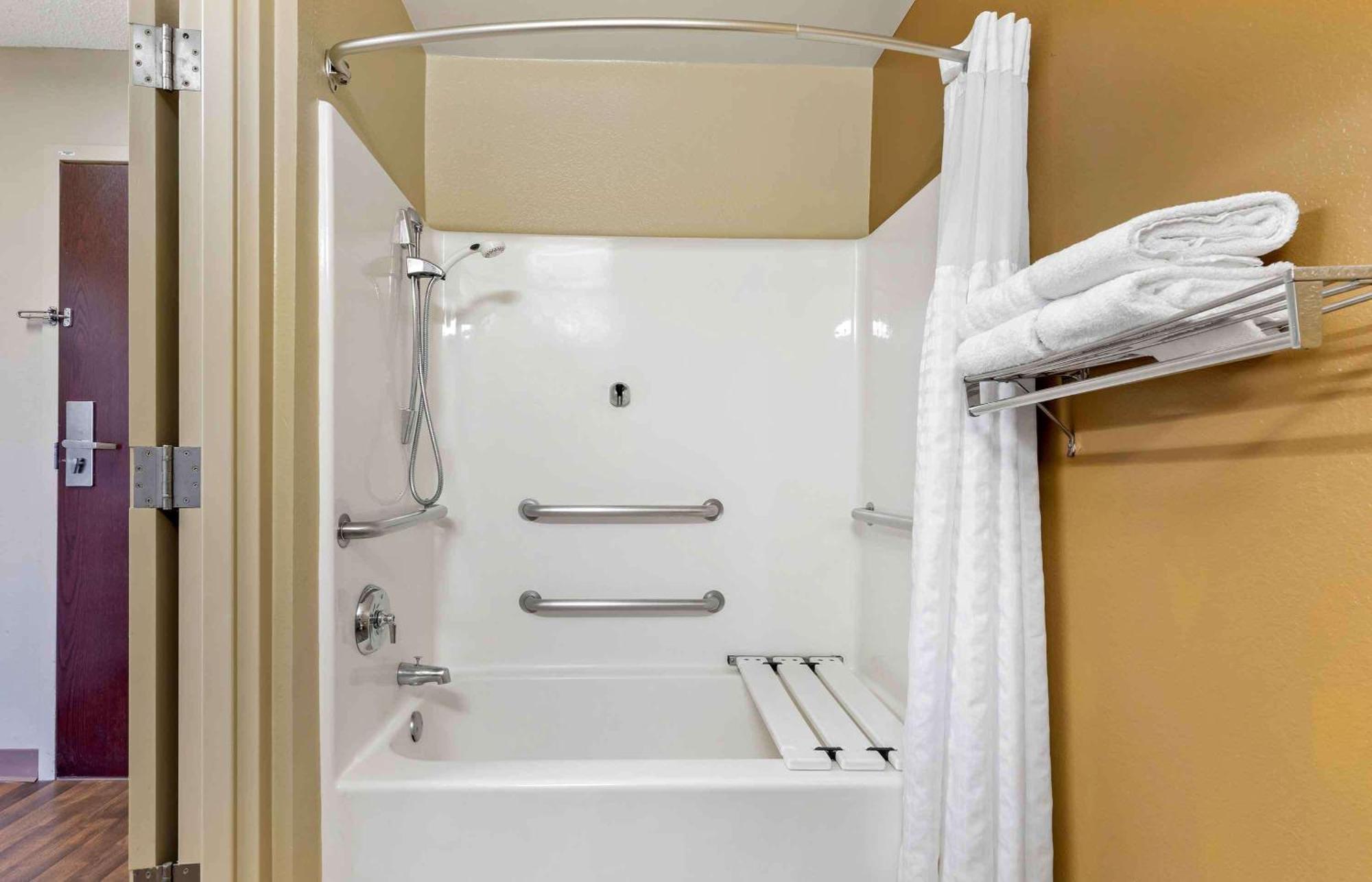 Extended Stay America Suites - Portland - Beaverton Hillsboro - Eider Ct Eksteriør billede