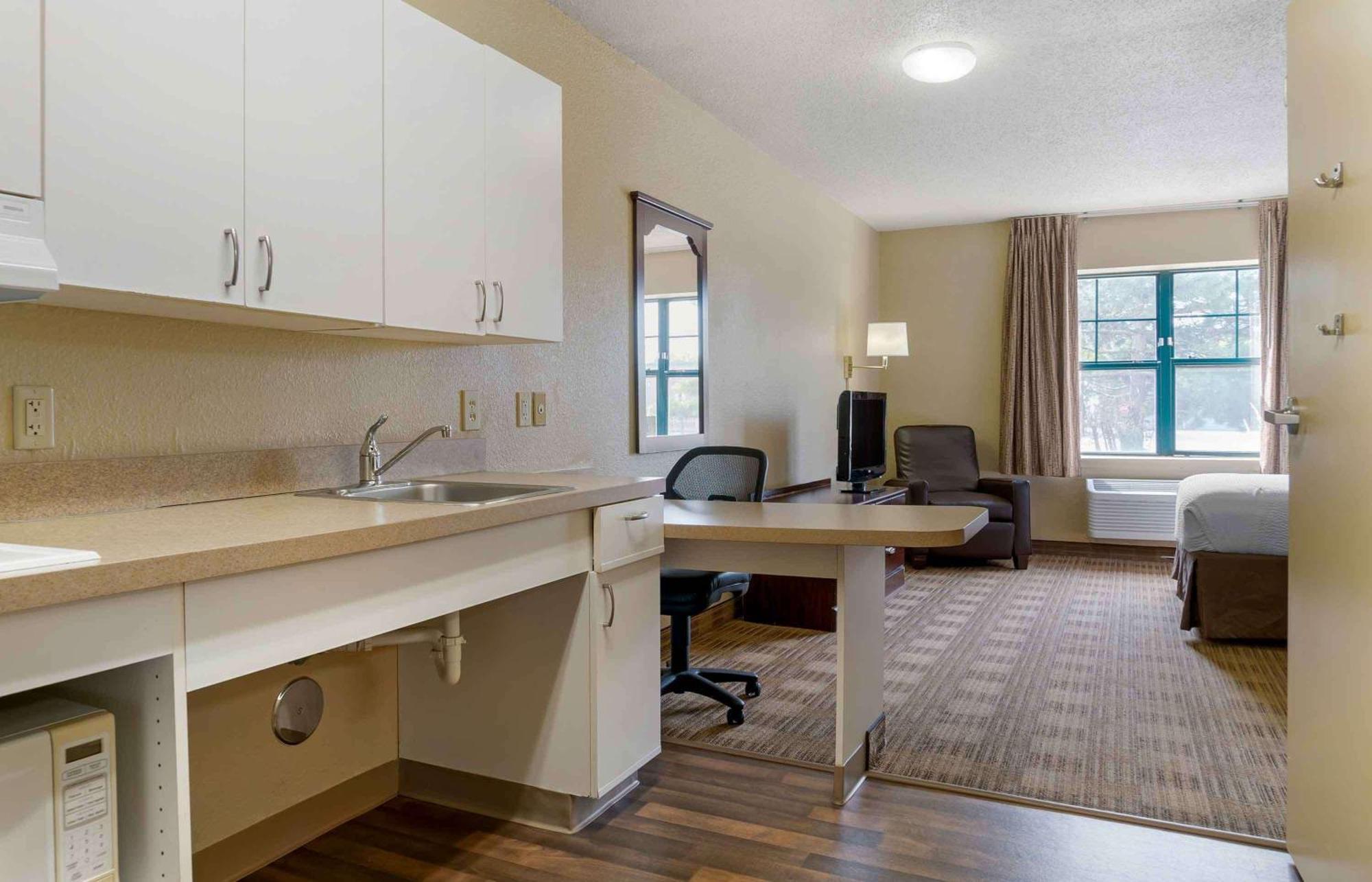 Extended Stay America Suites - Portland - Beaverton Hillsboro - Eider Ct Eksteriør billede