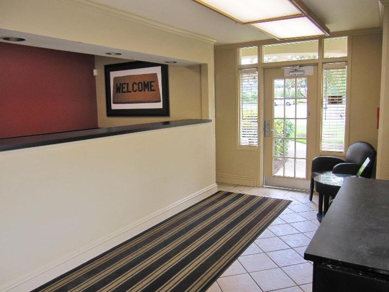 Extended Stay America Suites - Portland - Beaverton Hillsboro - Eider Ct Eksteriør billede